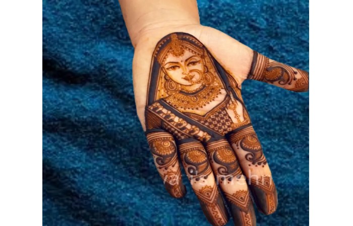 Dulhan Front Hand Mehndi Designs