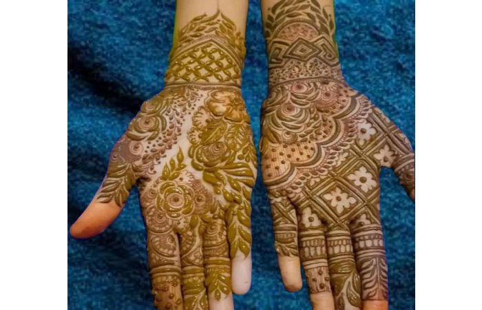 Flower Front Hand Mehndi Design