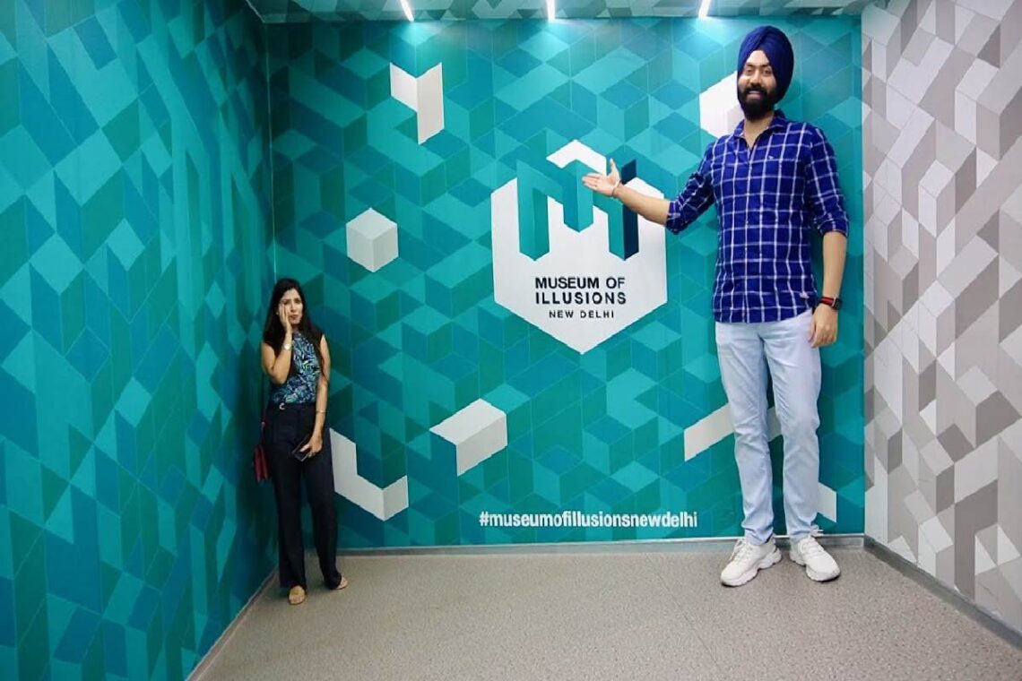 Museum of Illusions New Delhi Photos