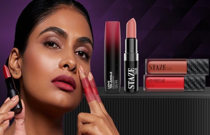 Staze 9to9 Love Tri-Angle 3 in 1 Lipstick