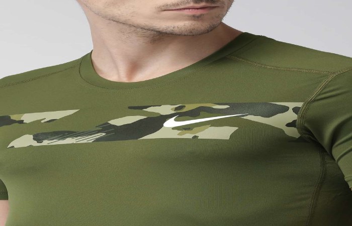 Nike Mens Green Olive T-Shirts